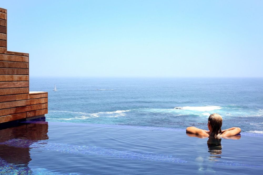 Photo 2 of Ravine Villa accommodation in Bantry Bay, Cape Town with 5 bedrooms and 4 bathrooms