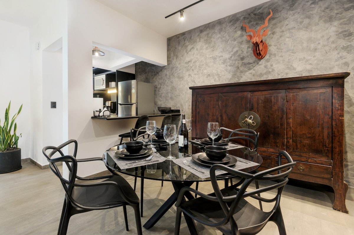 luxurious and new apartment in the heart of Roma. gallery image 5
