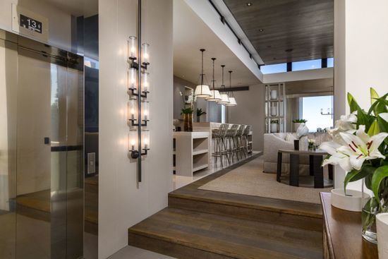 Photo 2 of Villa Halcyon accommodation in Bantry Bay, Cape Town with 5 bedrooms and 5 bathrooms