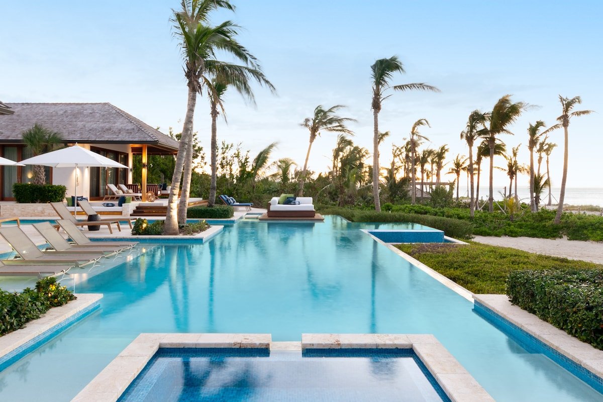 Hawksbill Estate gallery image 3