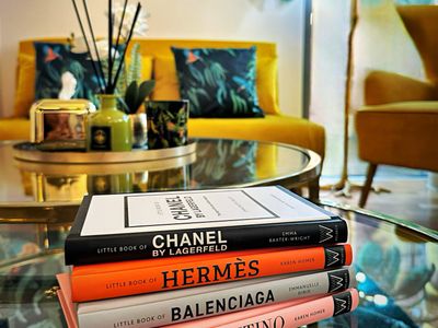 A gem in Soho – 3 bed designer flat