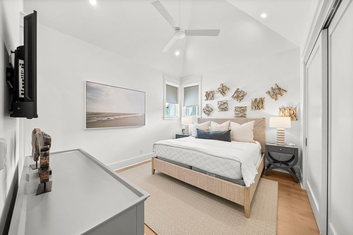 Elegance on Eastern Lake by Stay on 30a gallery image 3