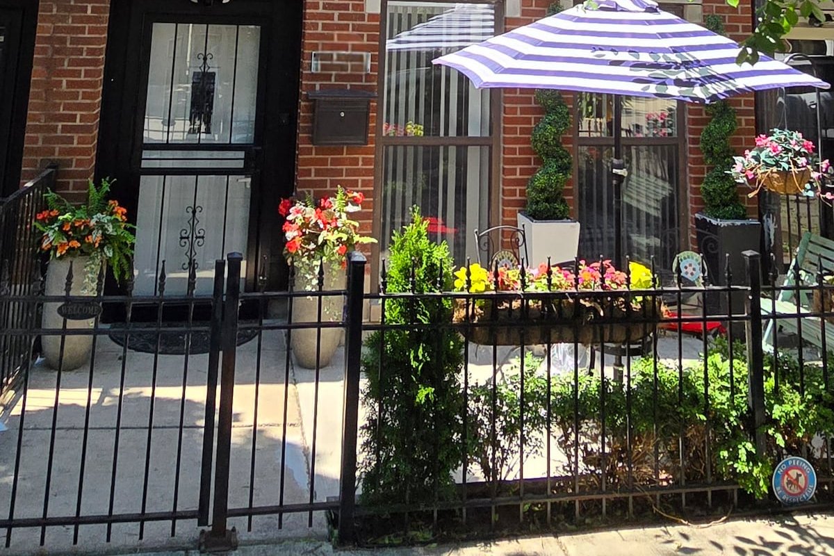 Charming Townhome 3bed/2bath & 2 outdoor terraces gallery image 4