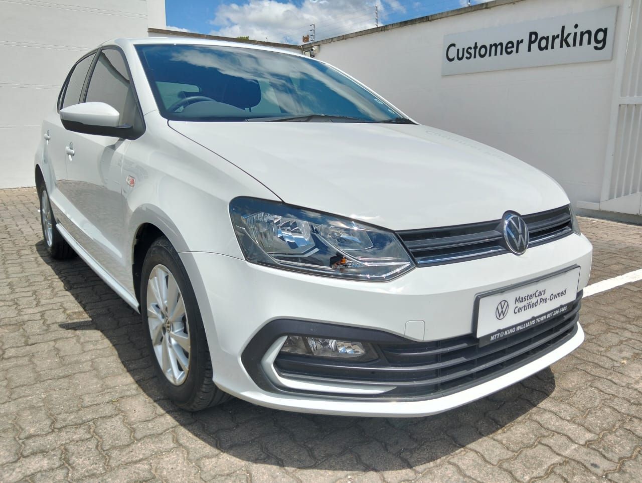VOLKSWAGEN POLO VIVO 1.4 for Sale in South Africa