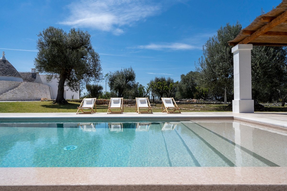 Wonderful design Trullo with swimmingpool & view gallery image 4