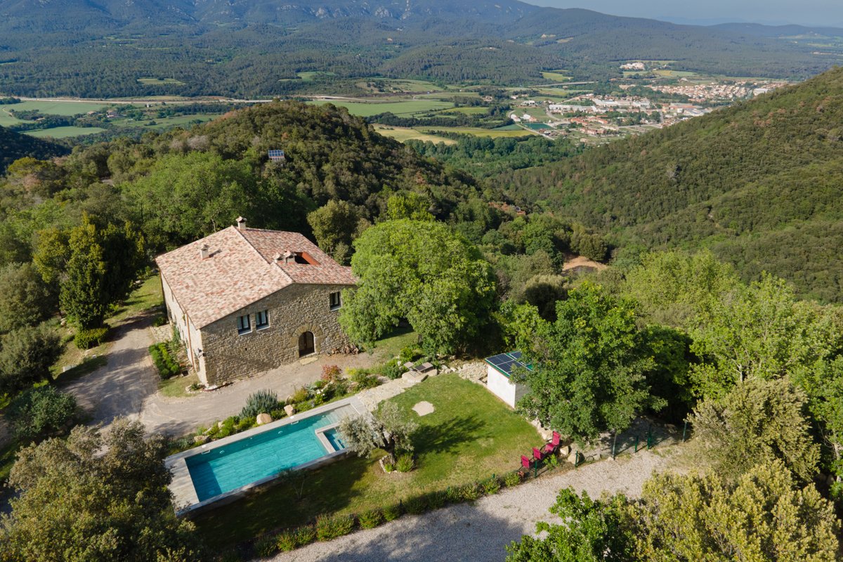 Arc de Can Puig Luxury home in Sant Ferriol-Besalú