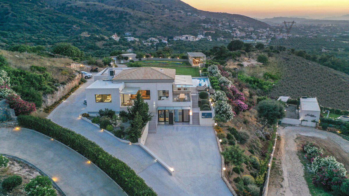 Villa Kedria with a panoramic ocean view gallery image 4