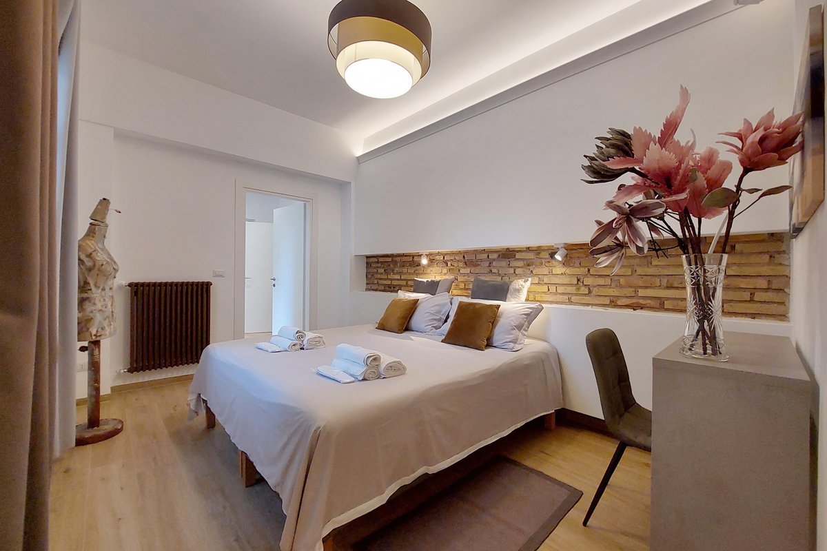 Aventino contemporary apartment