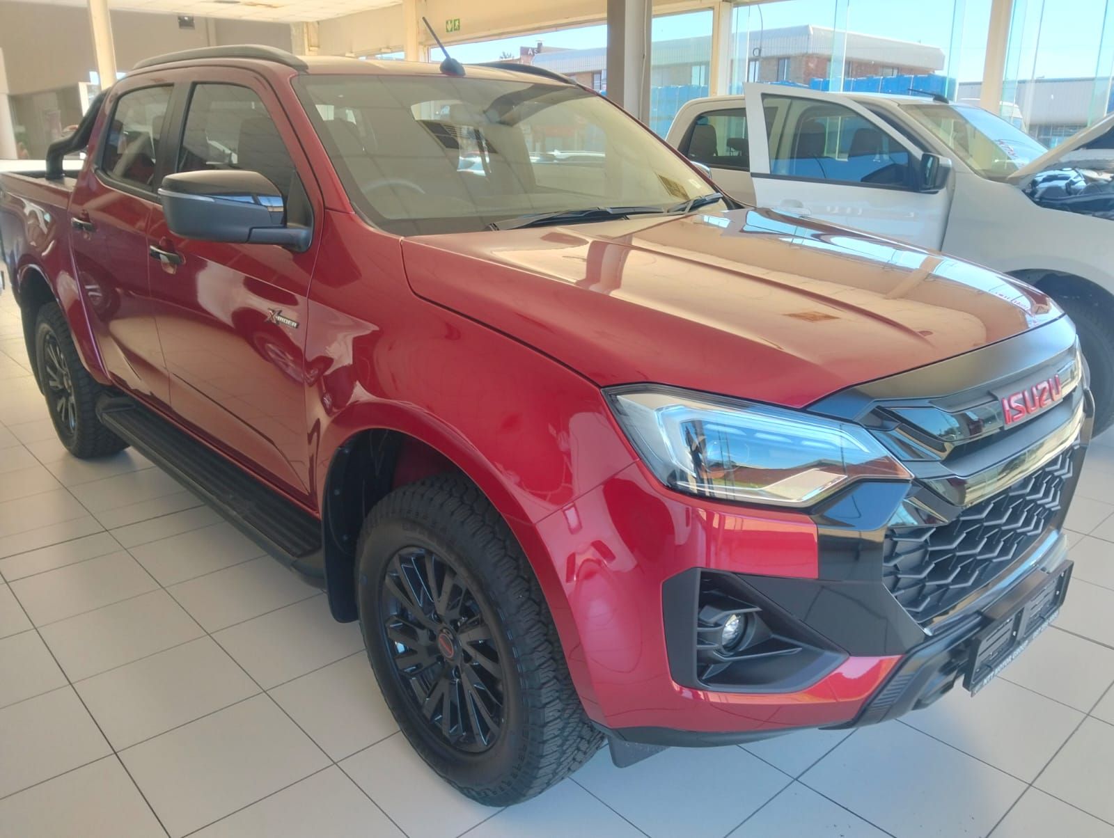 ISUZU D-MAX 1.9 Ddi HR X-RIDER A T D C P U for Sale in South Africa