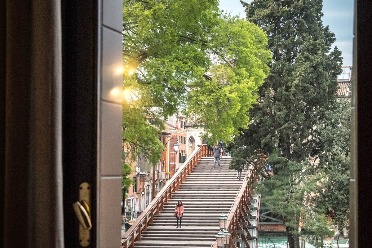 Ciliota Deluxe 027042-LOC-16239 gallery image 3