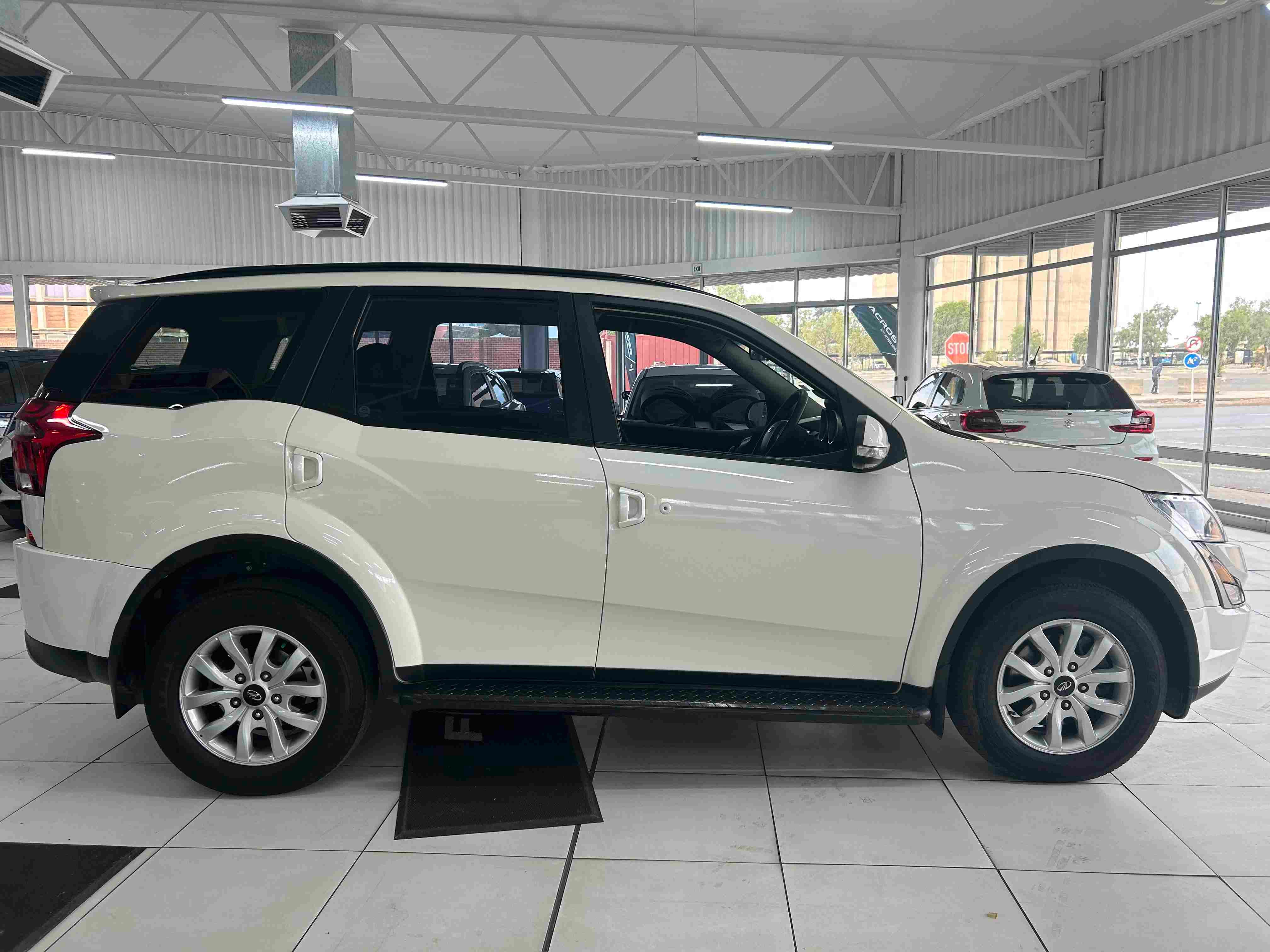 Used car gallery
