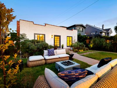 Charming Walk Street Home- A Venice Beach Hideaway