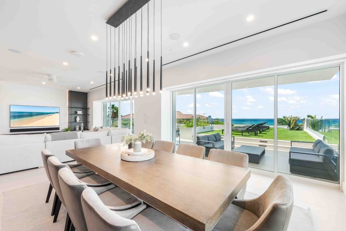 Aqua 2 by Grand Cayman Villas gallery image 2