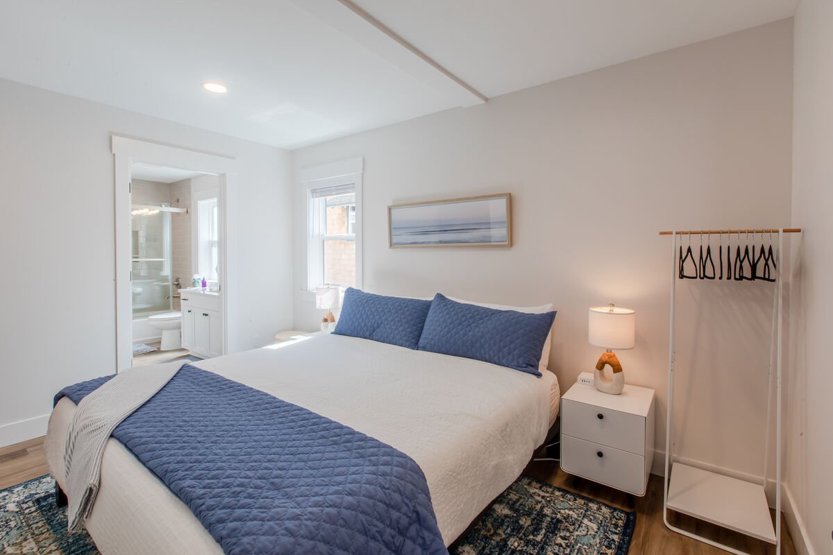 Oceanfront Monthly Stay | Modern Condo + Fire Pit gallery image 5