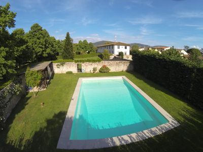 Home in Florence with pool and garden