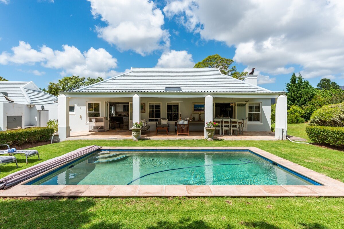 Summer Villa, Upper Constantia, Cape Town gallery image 2