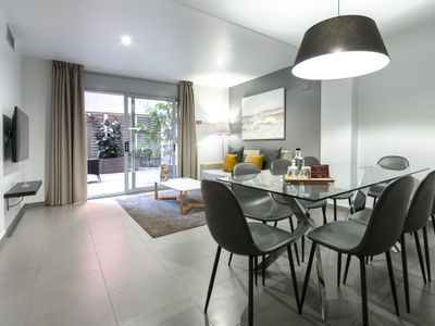 Spacious 4 Bedroom Duplex Apartment in Gracia