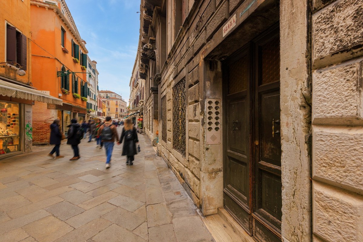 Corte sconta gallery image 3