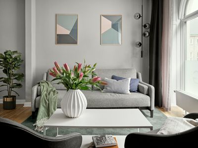 Spacious Three-Bedroom Apartment for 8