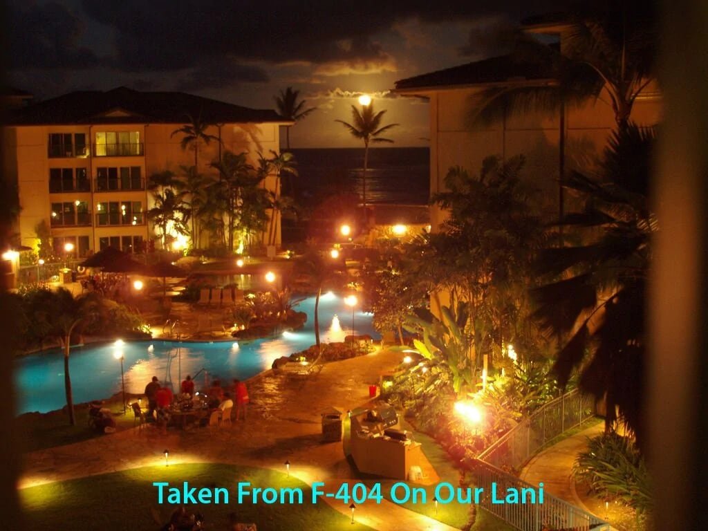 Top Floor Penthouse Ocean Pool View 2 CalKing Beds gallery image 3