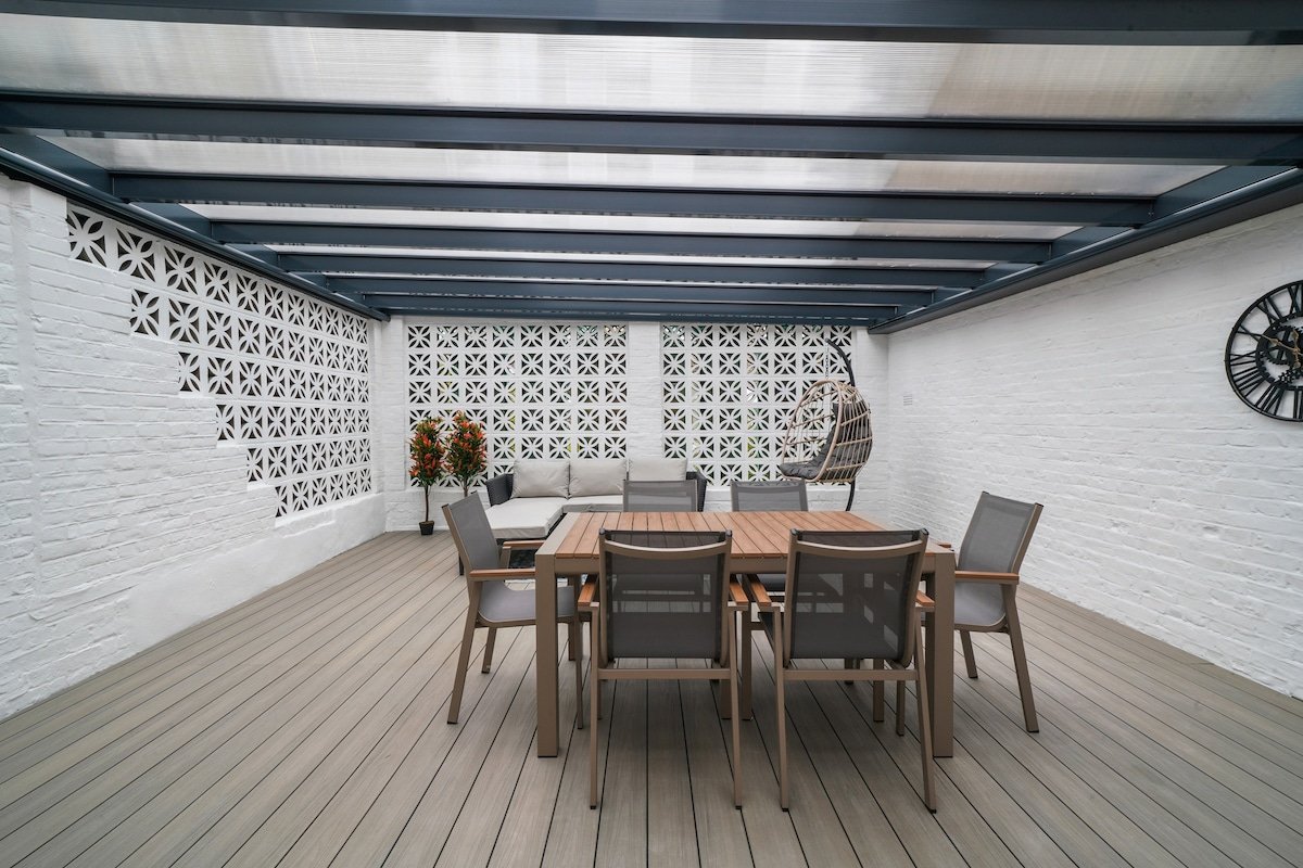 Spacious 3-bed split level flat gallery image 5