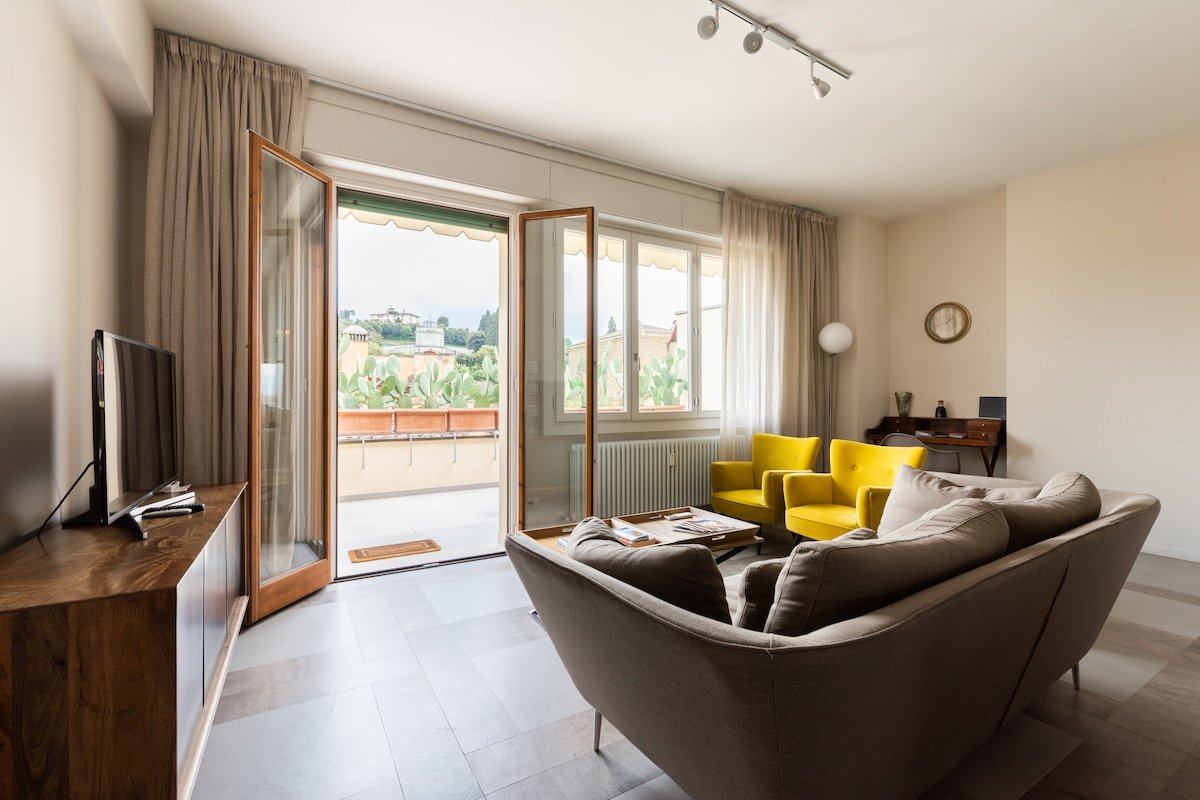 Pitti Penthouse, 2 terraces with view! gallery image 5