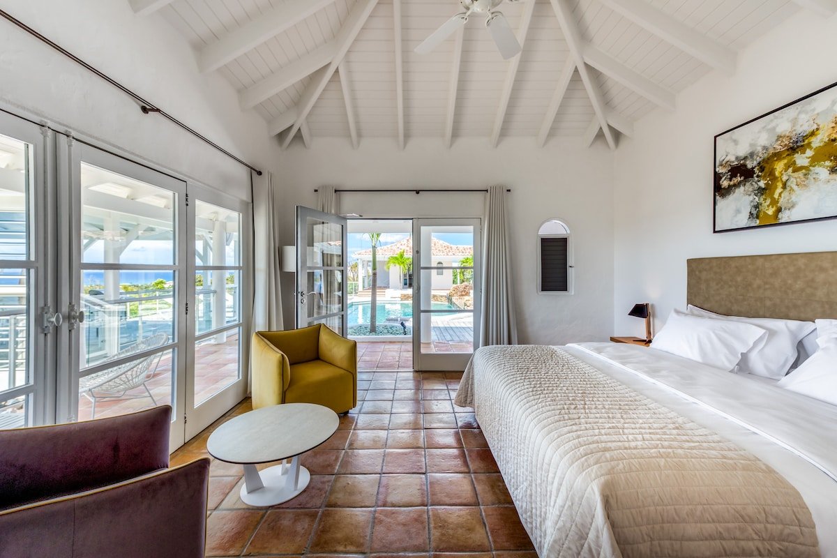 Belle Fontaine gallery image 2