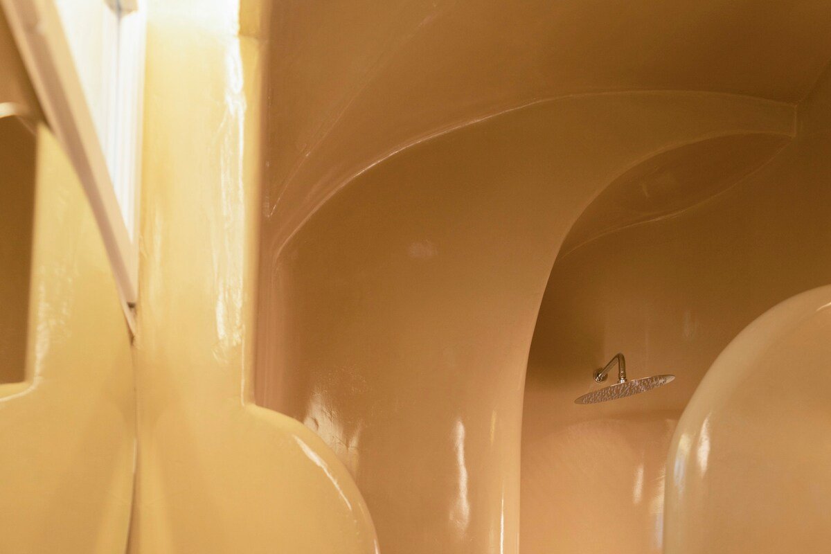 Oia Mansion gallery image 4