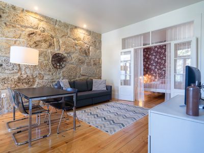 5 Captivating Flats w/ Garden by HostWise