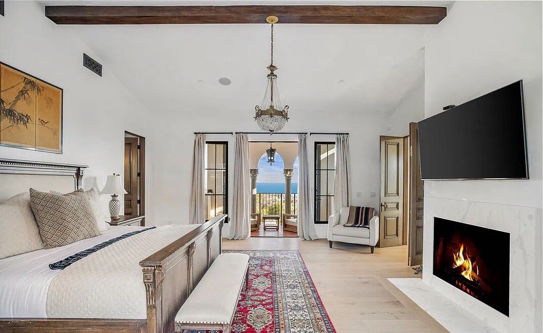 Coastal Bliss w/ Stunning Views & Upscale Design gallery image 2