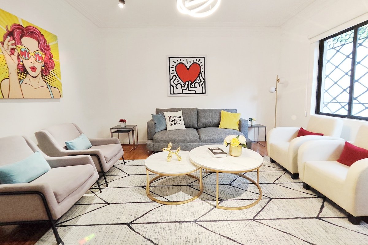 House @ Polanco’s Heart: 6 BR & 6.5 Baths gallery image 3