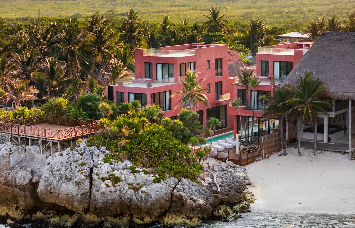 Beach Mansion | Daily Chef – Event Deck – 24ppl