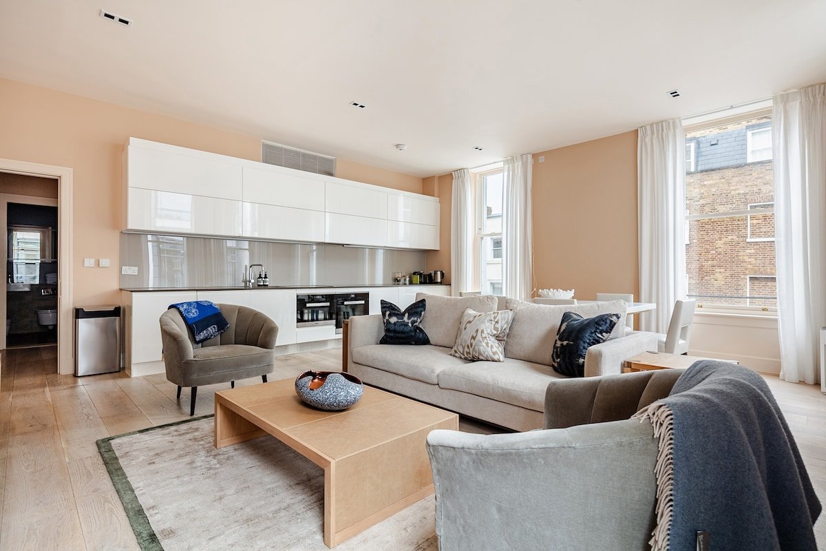 Central London/Marble Arch Luxury 2 Bed Apartment gallery image 4