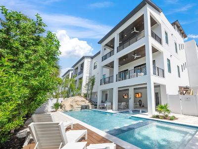 New-Waterslide-Spa-Rooftop-Gulf & Bay Views