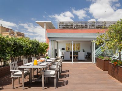 Central luxury penthouse with huge private terrace