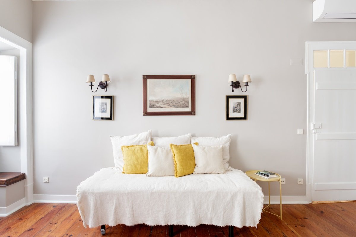 Casa de São Domingos—Tranquil House with Garden in Lapa gallery image 5