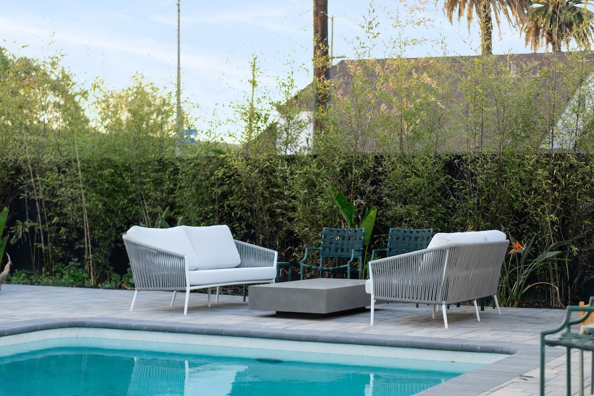 Luxe Long Beach Villa Heated Pool & Backyard Oasis gallery image 3