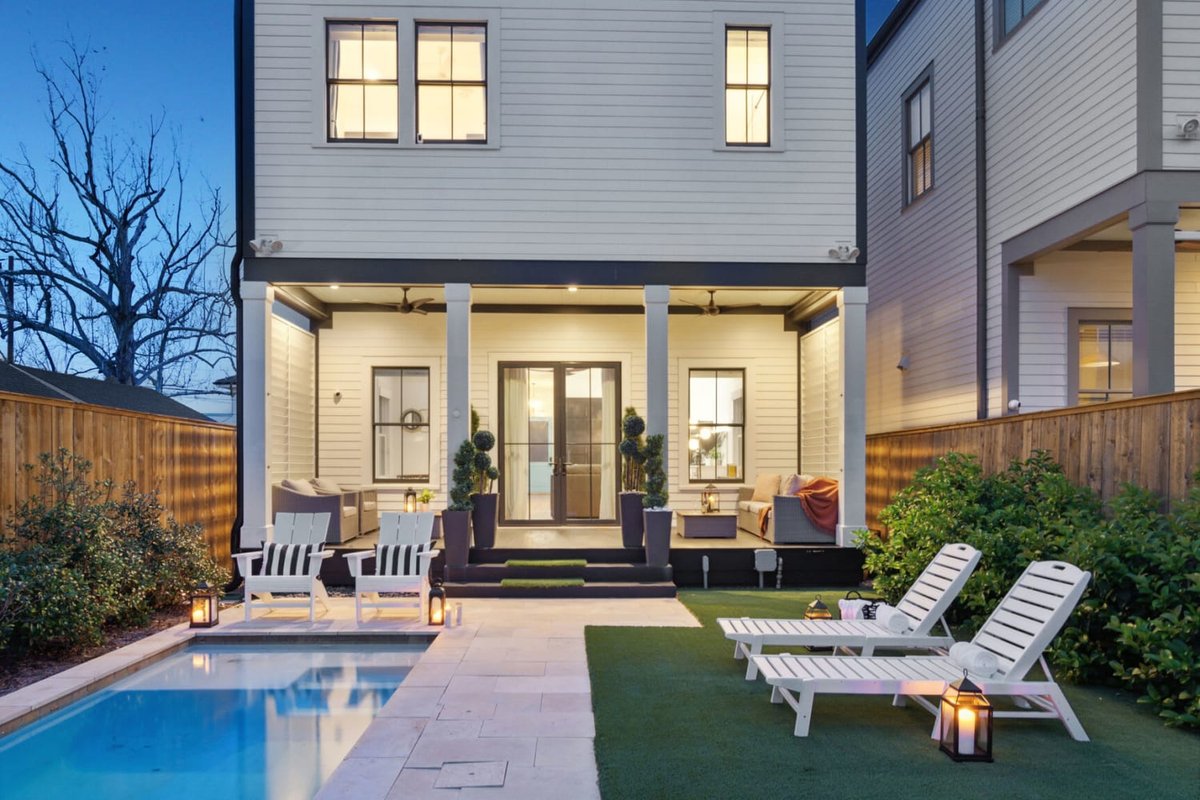 Deluxe Modern Home | Heated Pool & Game Room