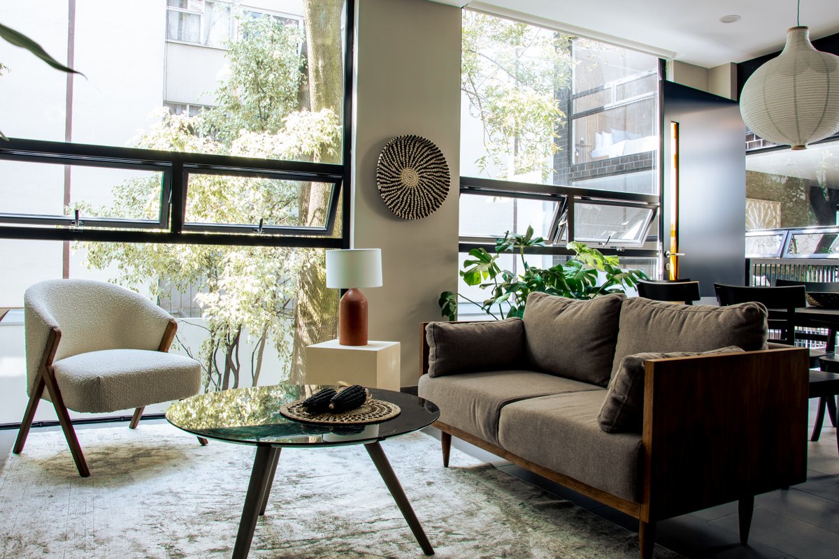 3BR Beautiful Apartment with Great Light