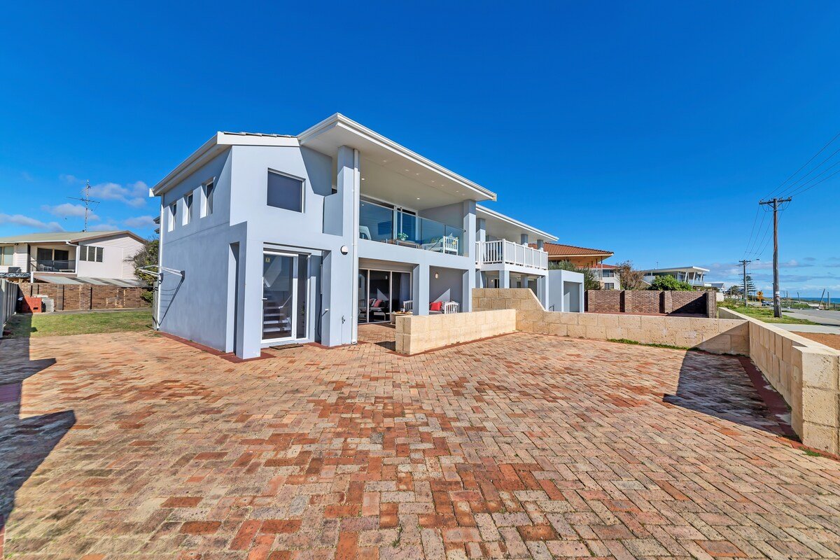 Mandurah cosy winter break, beachfront! gallery image 3