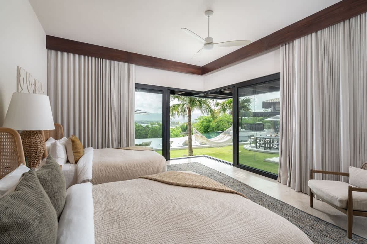 Oceanview Villa | Gym, Pool & Private Chef gallery image 5