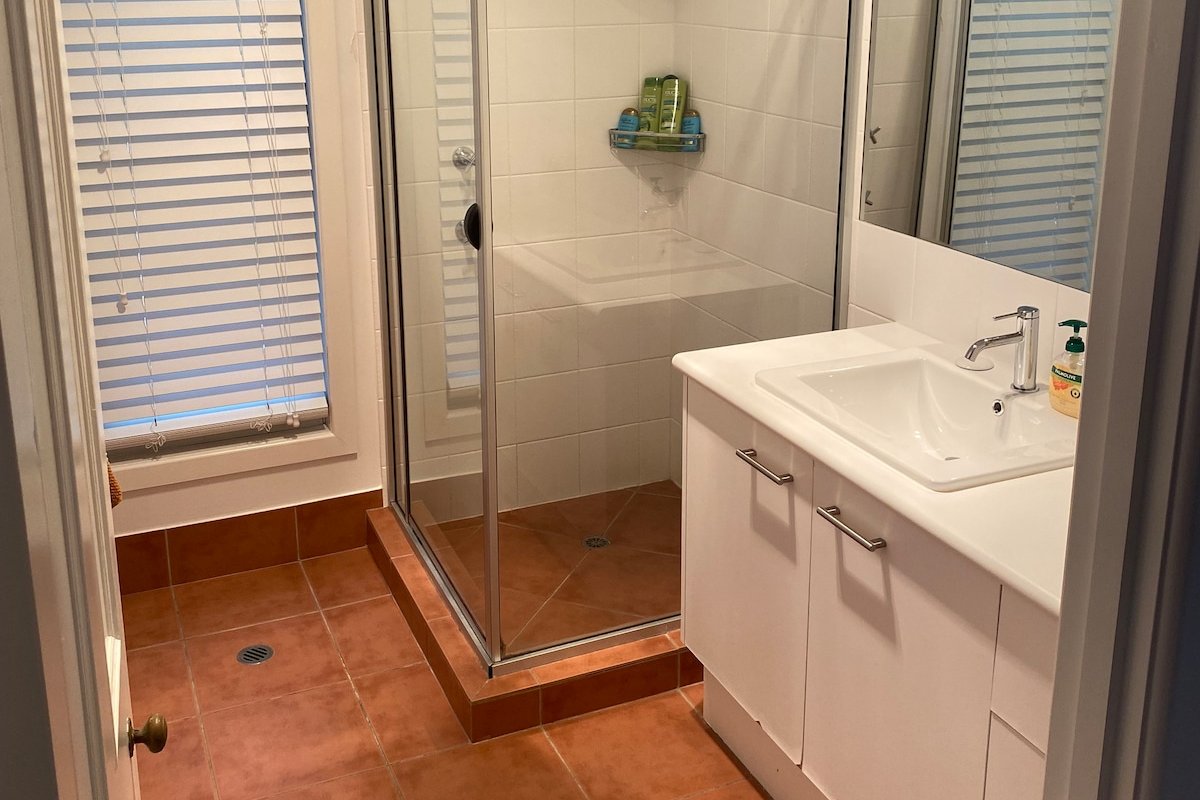 The Tree House gallery image 5