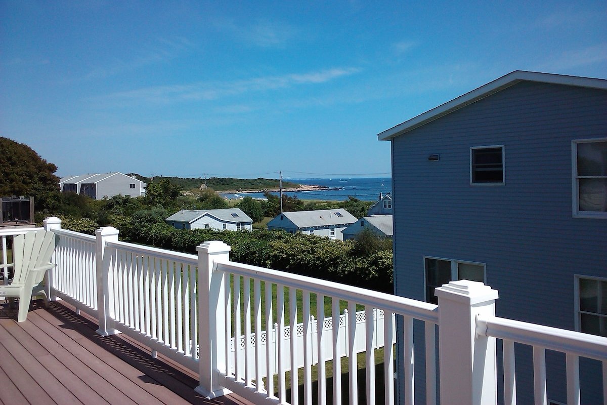 Across from Scarborough beach 8 bed gallery image 3