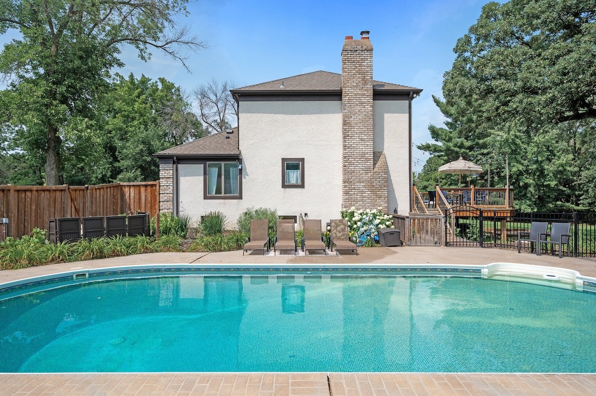 Large 6-Bedroom Heated Pool – Private Chef gallery image 4