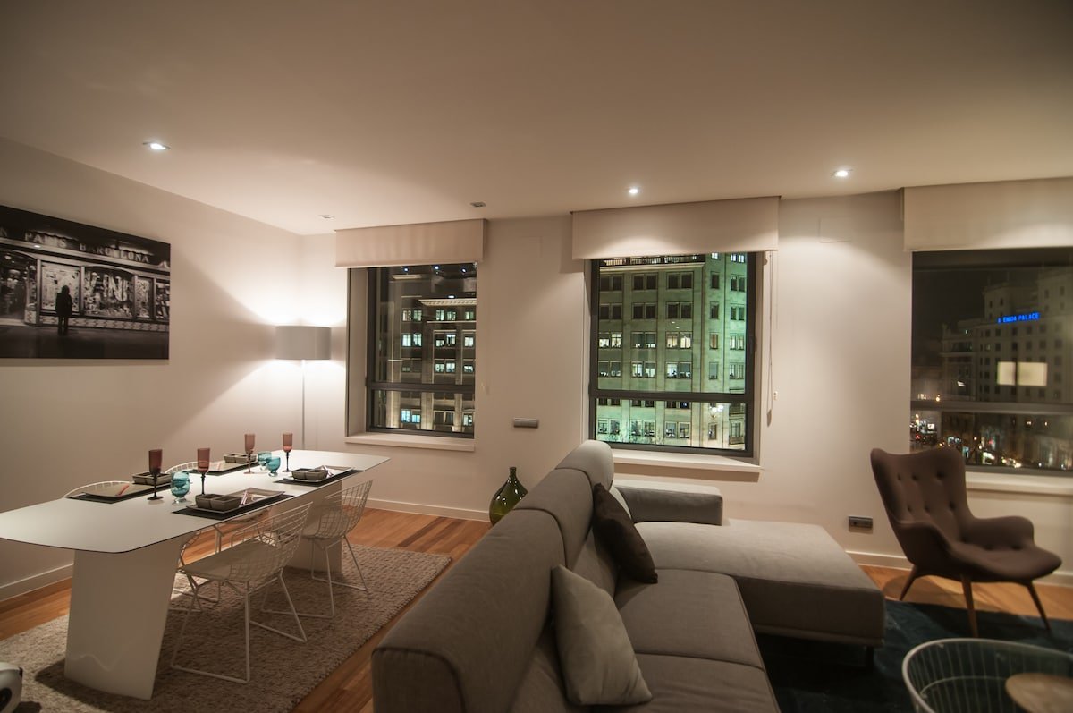 Luxury for 6 at Passeig de Gràcia. gallery image 4