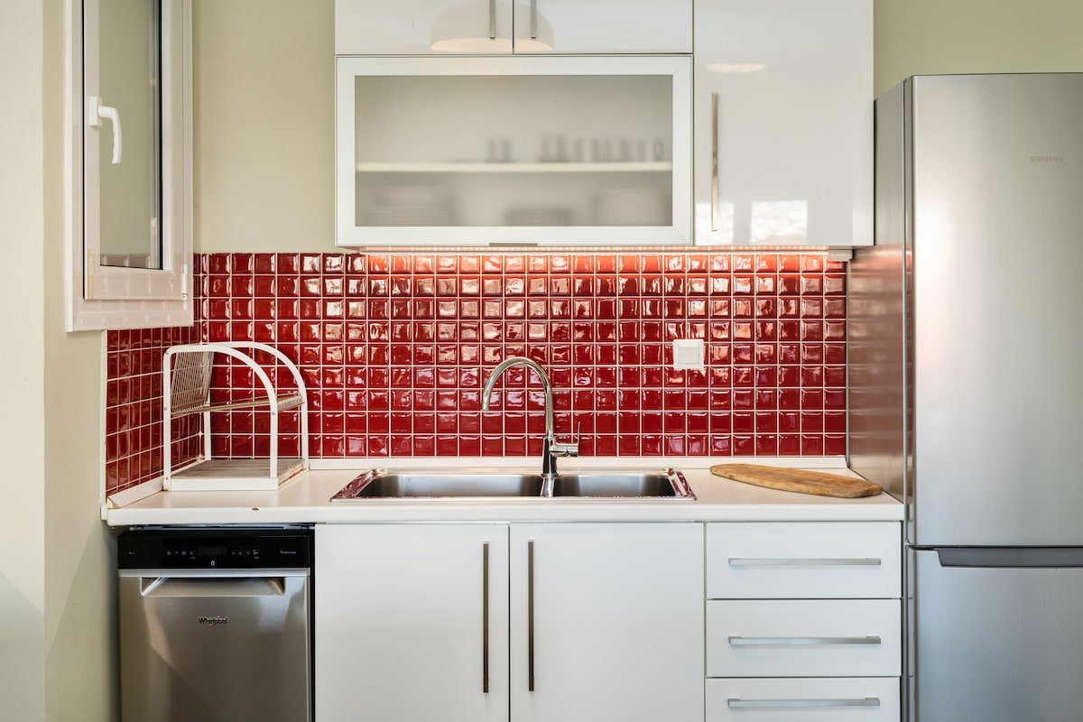 #Apollo: Luxe Aristotelous penthouse w/ city view gallery image 4