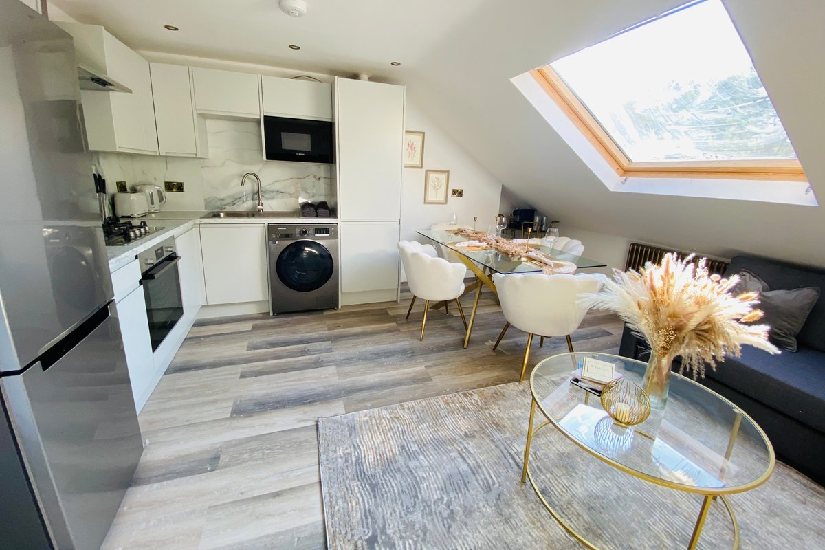 Apartment in Stepney Green