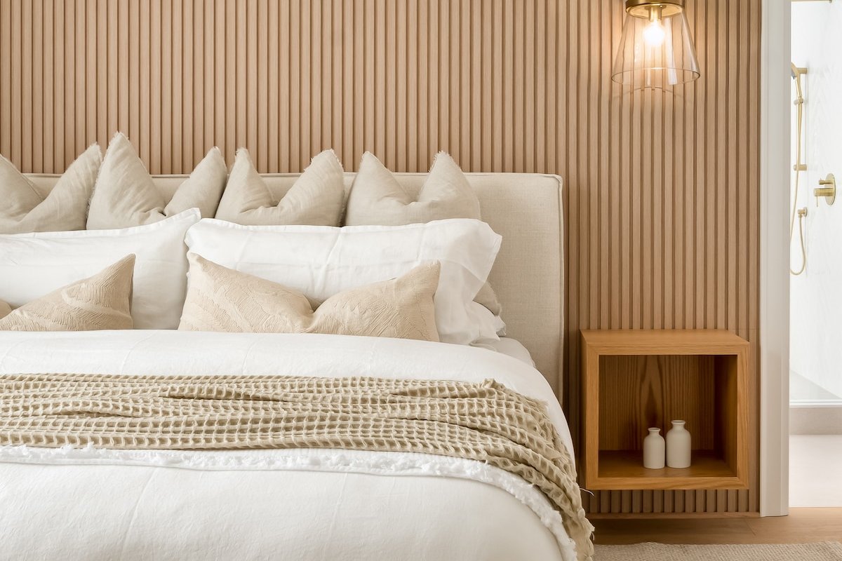 Georgina Waterfront Villa gallery image 3