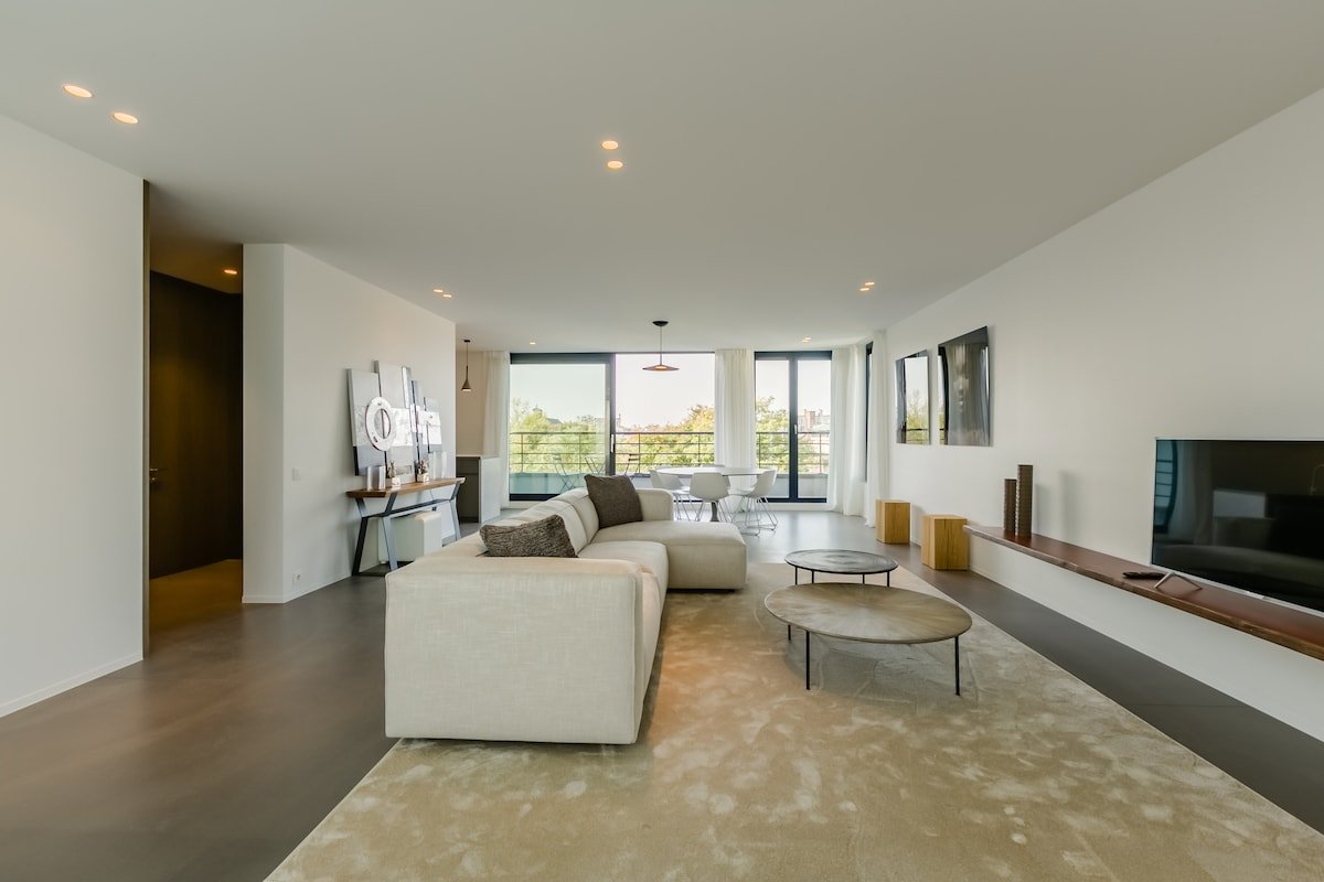 Nouveau Loft/Duplex/Penthouse élégant (Apt 6) gallery image 3