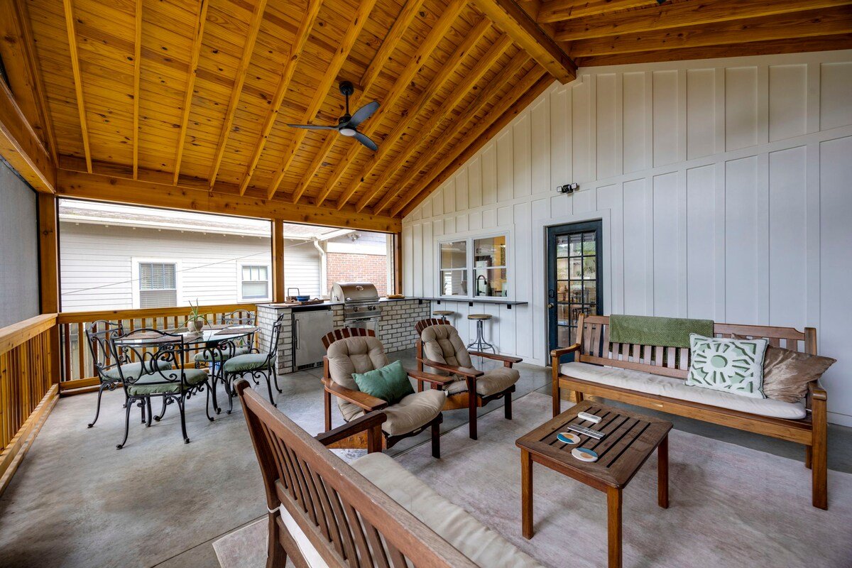 Walk to Nissan Stadium-Calm Retreat w/ Fenced Yard gallery image 5